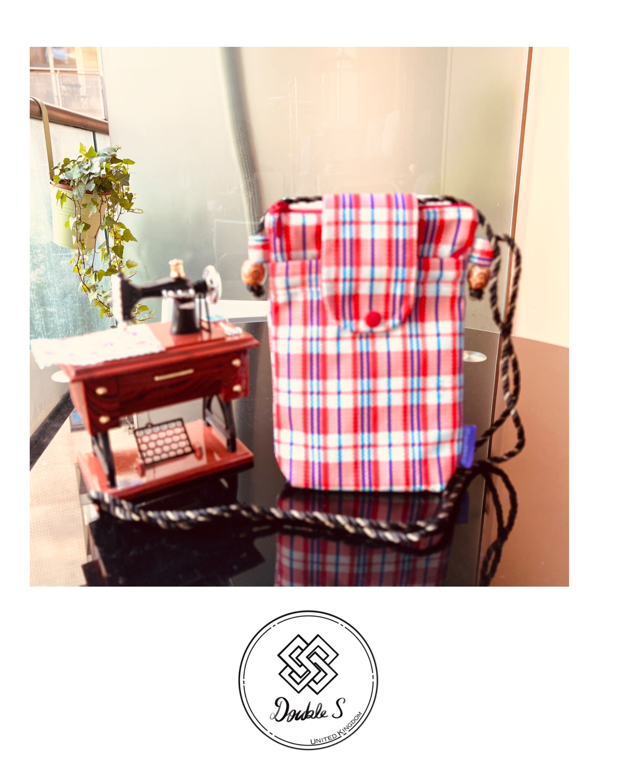 Smartphone Shoulder Bag