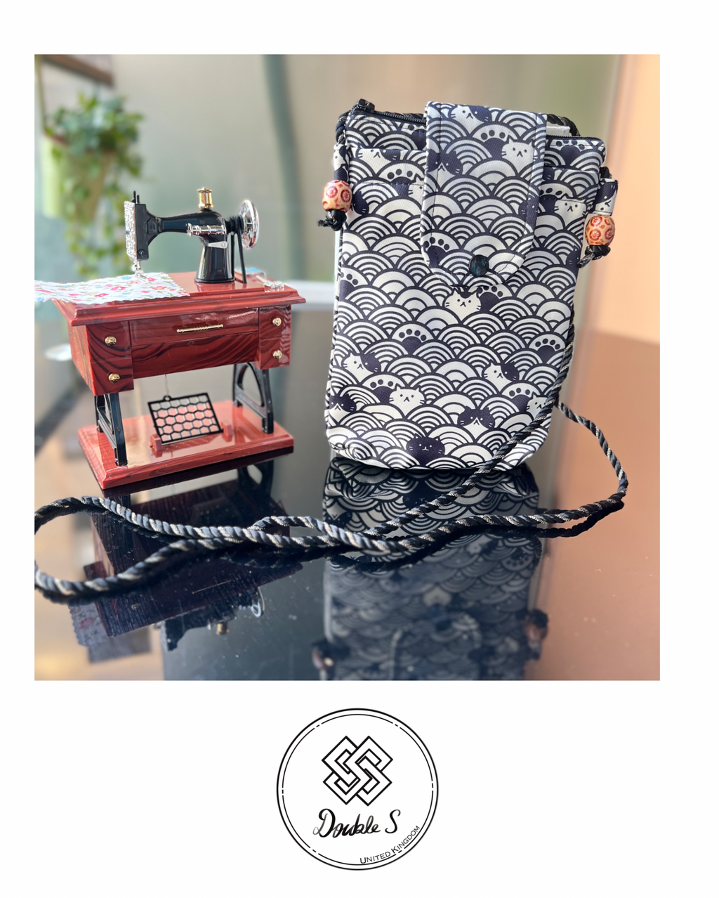 Smartphone Shoulder Bag